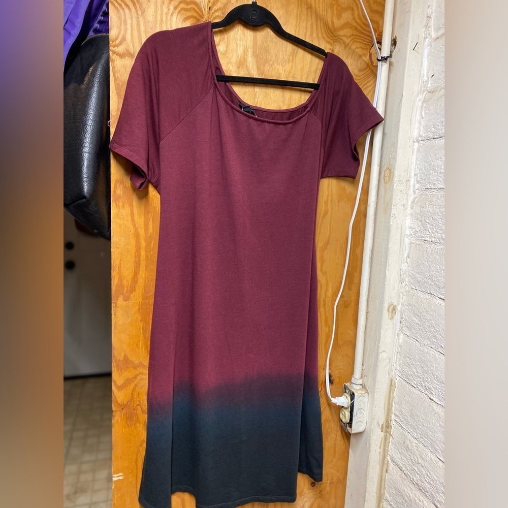 Nwt torrid burgandy dip dye off shoulder terry tshirt dress size 1x - Picture 6 of 6